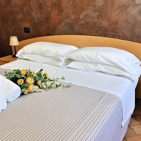 Отель Relais Stella Синья Экстерьер фото