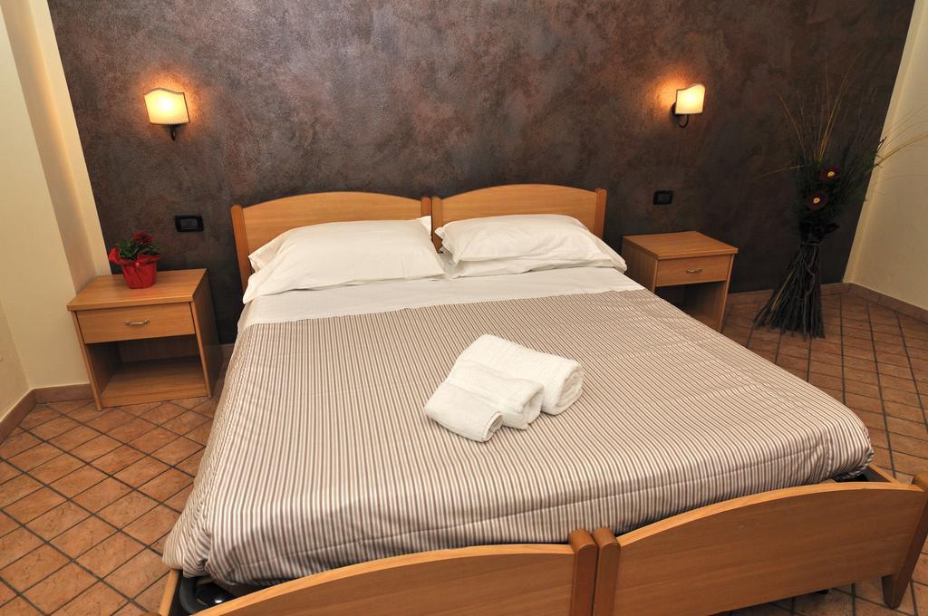 Отель Relais Stella Синья Экстерьер фото