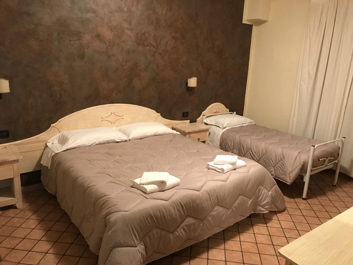 Отель Relais Stella Синья Экстерьер фото