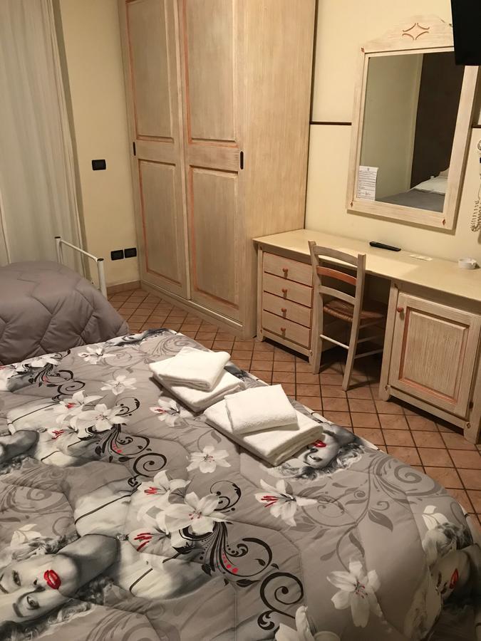 Отель Relais Stella Синья Экстерьер фото